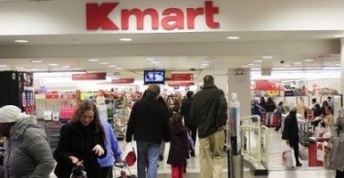 اتخاذ استراتژی توزیع و فروش kmart-Walmart